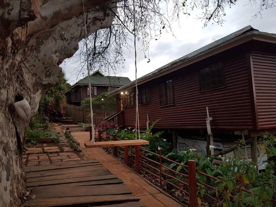 The Big Tree @ Sabie Villa Buitenkant foto